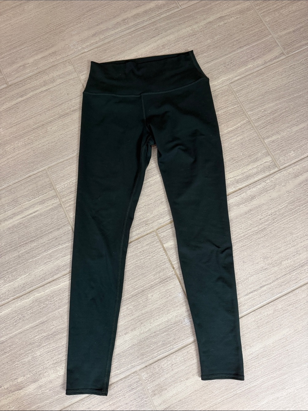Dark green alo yoga full length leggings
